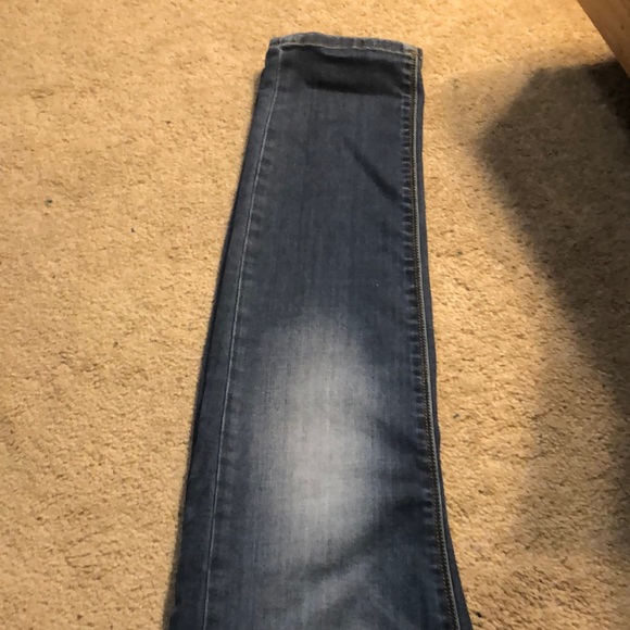 Iconic jeans - Picture 3 of 3